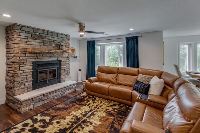 12444 Fawn Lake Rd
