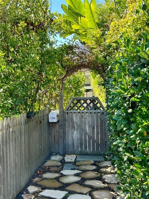 Photo - 1165 Catalina St