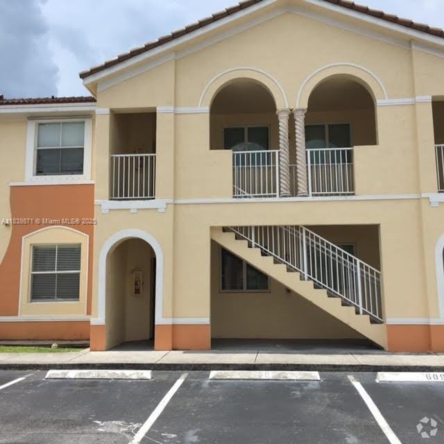 Building Photo - 1536 SE 25th St Unit 101 Rental