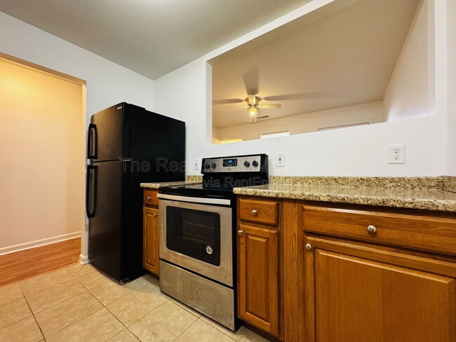 Photo - 4621 Kirkland Ave