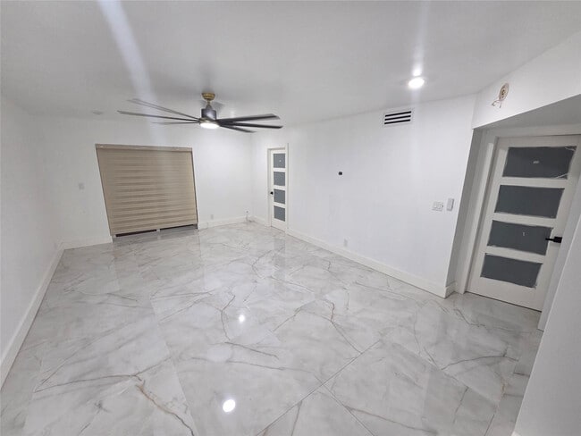 Photo - 251 S Cypress Rd Unit 101