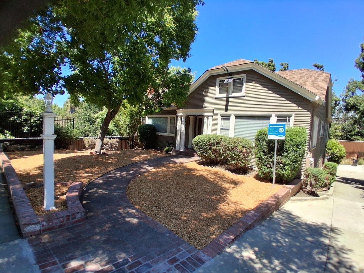 Highly Desirable Historical 3 Bed, 2 Bath ... - Highly Desirable Historical 3 Bed, 2 Bath ... Casa