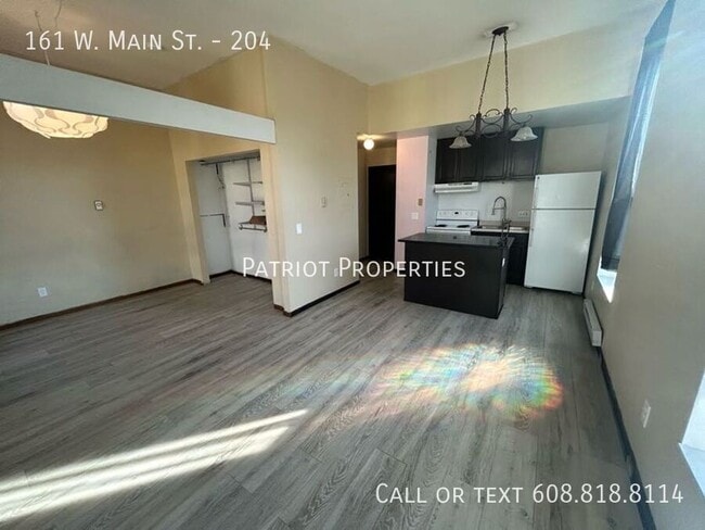 Photo - 161 W Main St Unit 204