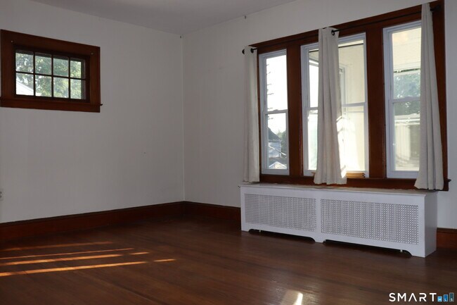 Photo - 60 Nesbit Ave