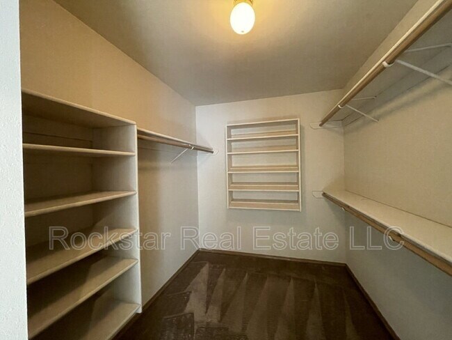 Photo - 5605 N Northwood Dr