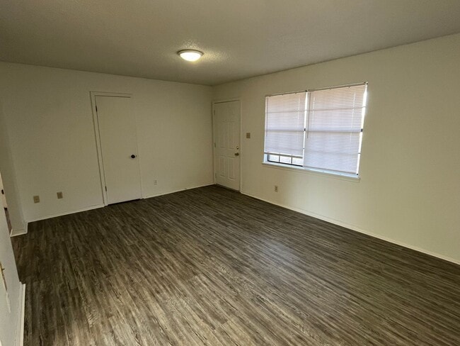 Photo - 92 N Josephine Unit 1