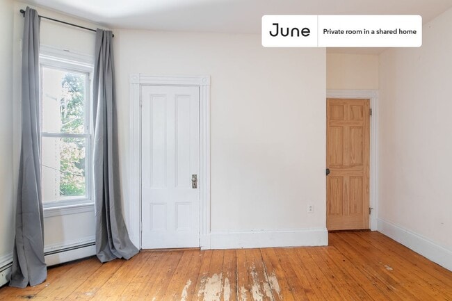 Photo - Room in Shared 5 bed/1 bath home Unit C