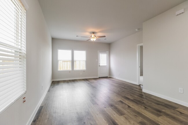 Photo - 17322 Gentle Doves Ln