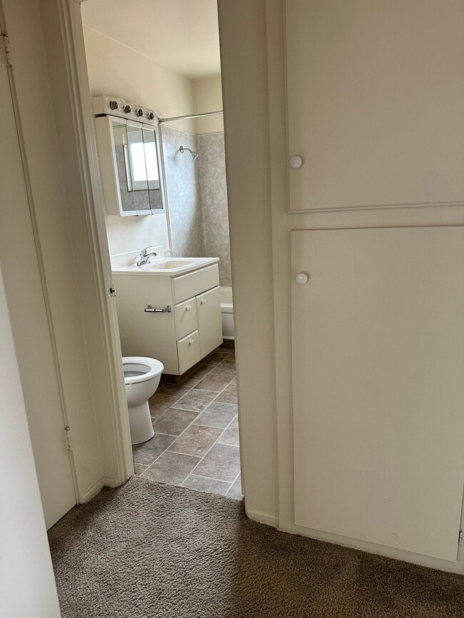 1181 E Hollyvale St Unit 1157  18