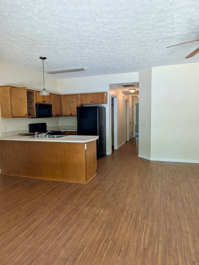 Photo - 725 Sherman Ave