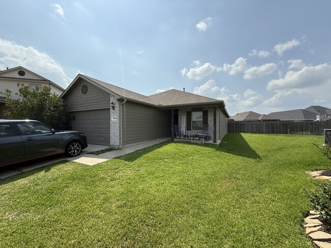 Photo - 18718 Callalily Bloom Ct Casa