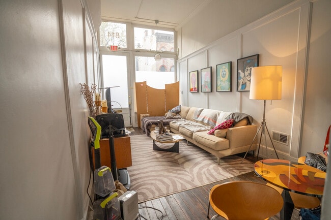 Photo - 814 Elm St Unit 1