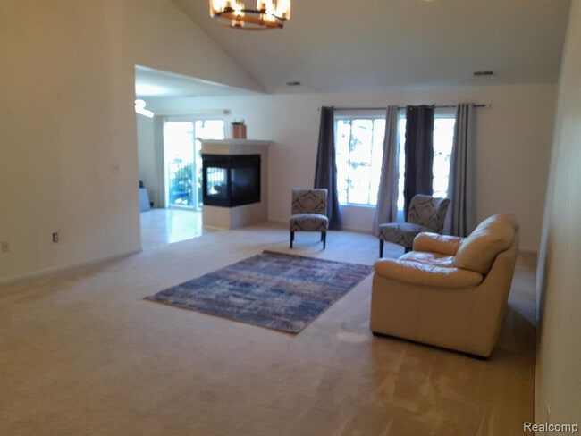 Photo - 14474 Shadywood Dr