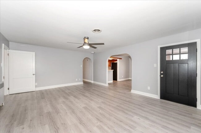 Photo - 116-118 Linden Avenue Unit 116 Linden Avenue