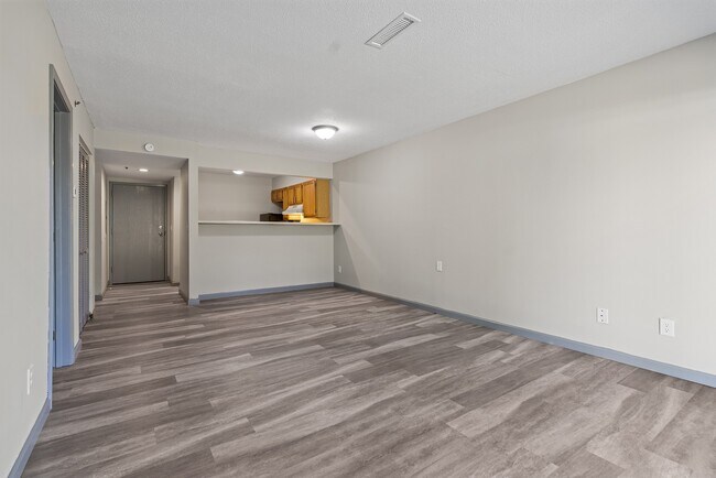 Photo - The Hill Apartments