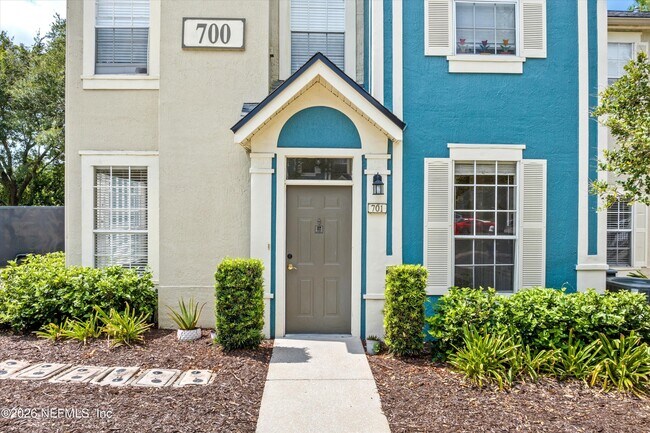 Photo - 13700 Richmond Park Dr N Unit 701