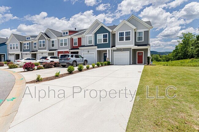 Photo - 30 Mardale Ln