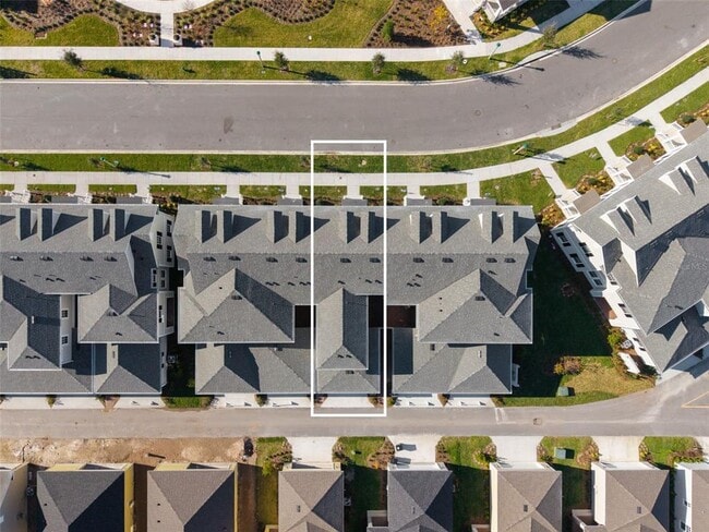 Photo - 1889 Seawall Wy