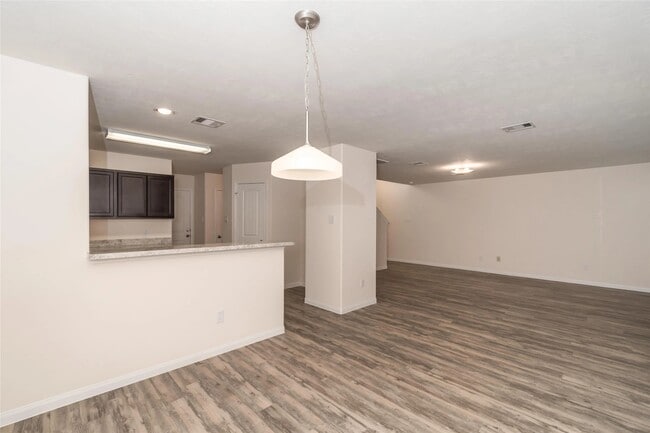 Photo - 29439 Westhope Dr
