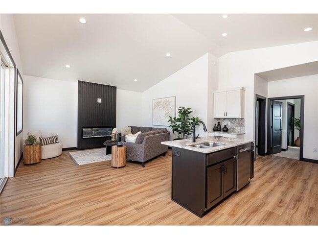 Photo - 6715 66th Ave S