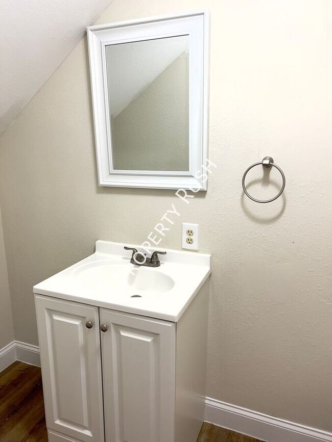 Photo - 56 Bell Rd Unidad C