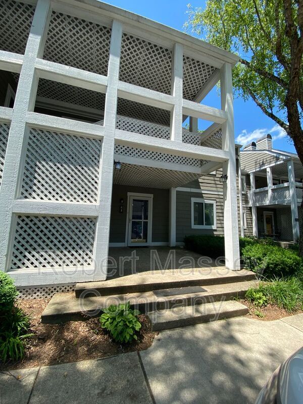 51 Lake Ave Condo Condo for Rent in Louisville, KY