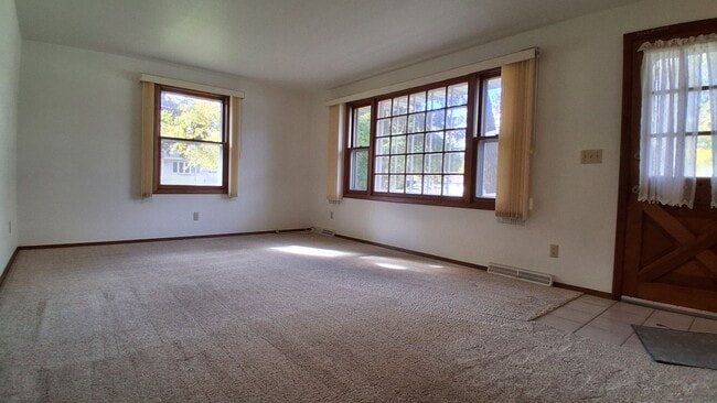 Photo - Rotherham: Springdale Ave Unit 1441