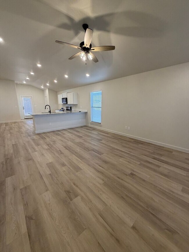 Photo - Harvest Neighborhood Beauty