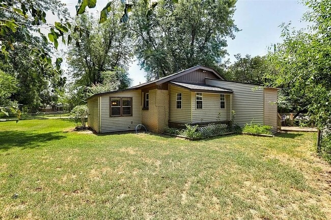 Photo - 4001 Meadowview Dr