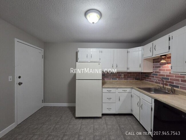 10 Tall Pines Dr Unit 16