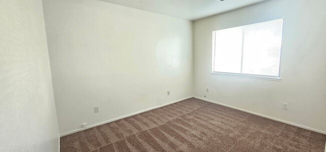 Photo - SUN421 Unit Apt A