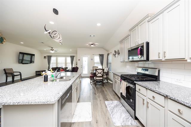 Photo - 3229 Trails End Rd