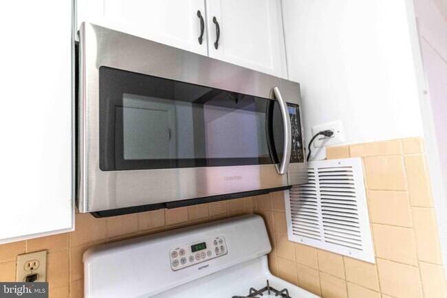 Photo - 4343 Cherry Hill Rd Unit 305