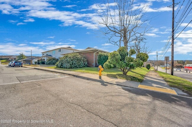 Photo - 801 Moosic Rd