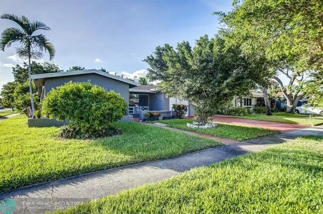 Photo - 1700 N 47th Ave House