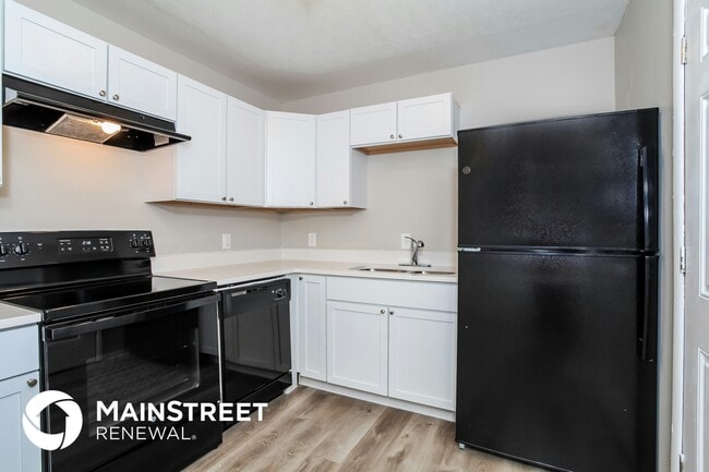 Photo - 2020 Turner Dr