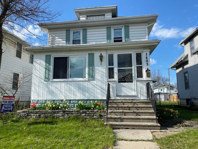 Photo - 1403 Dodge Ave House