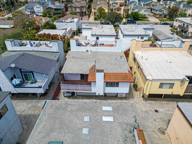 Photo - 2007 Pullman Ln Unit 2