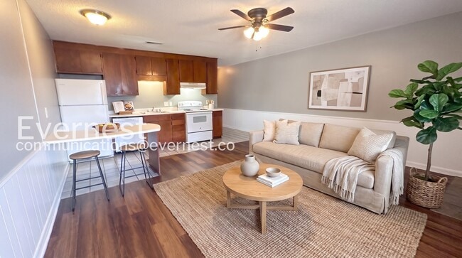 Photo - Midtown Manor Aptartments