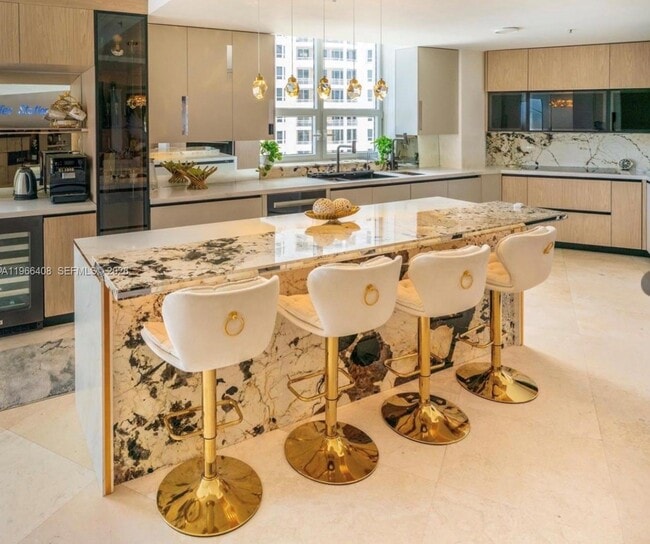 Photo - 848 Brickell Key Dr Unit 1601