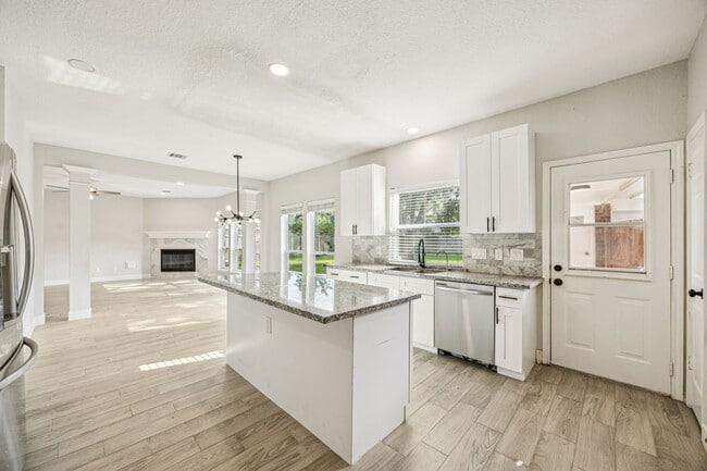 Building Photo - 16802 Willow Bend Ct Rental