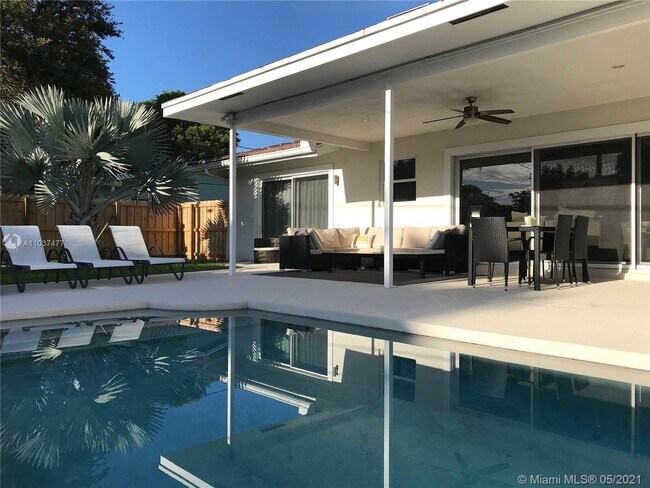 Photo - 131 Orchard Ridge Ln