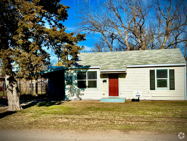 Building Photo - 124 Avenue E Rental