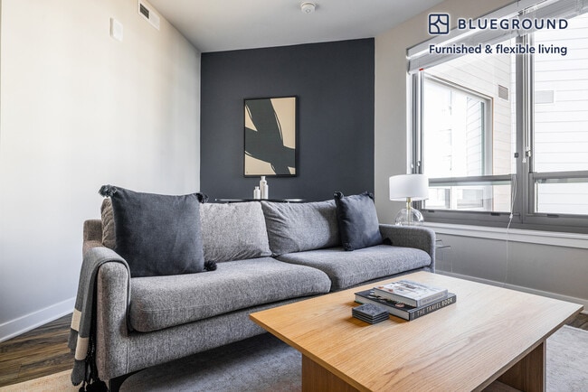 Photo - 624 N Glebe Rd Unidad FL5-ID966