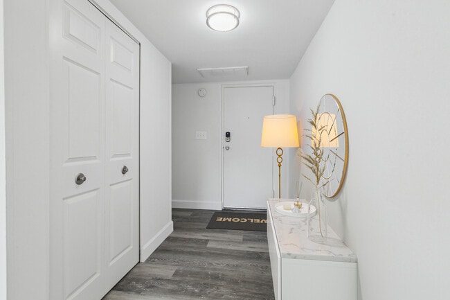 Photo - Hallfield Apartments