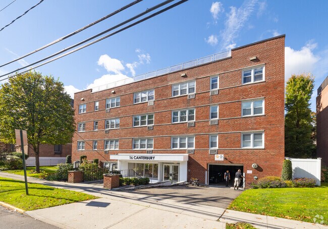 Photo - 16 Canterbury Rd