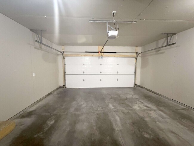 Southridge Townhomes Garage