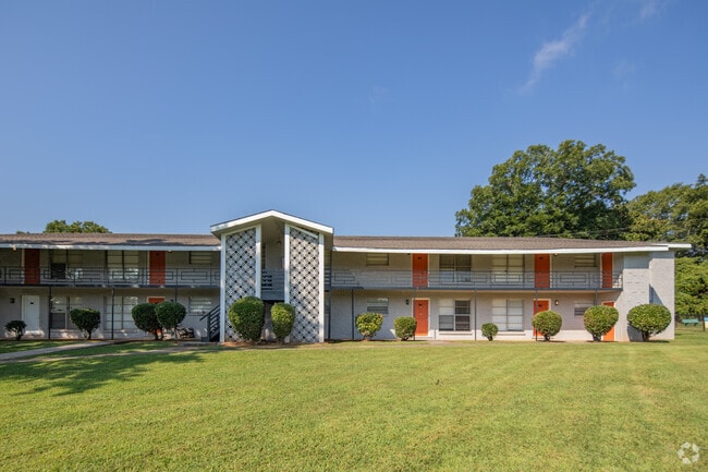 Photo - Axis at Rocket City