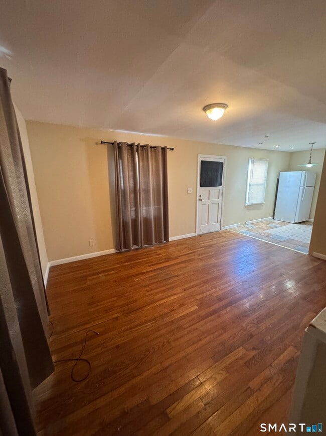 Photo - 117 Dupont Pl Unidad 119