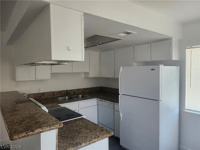 Photo - 3437 E Cheyenne Ave